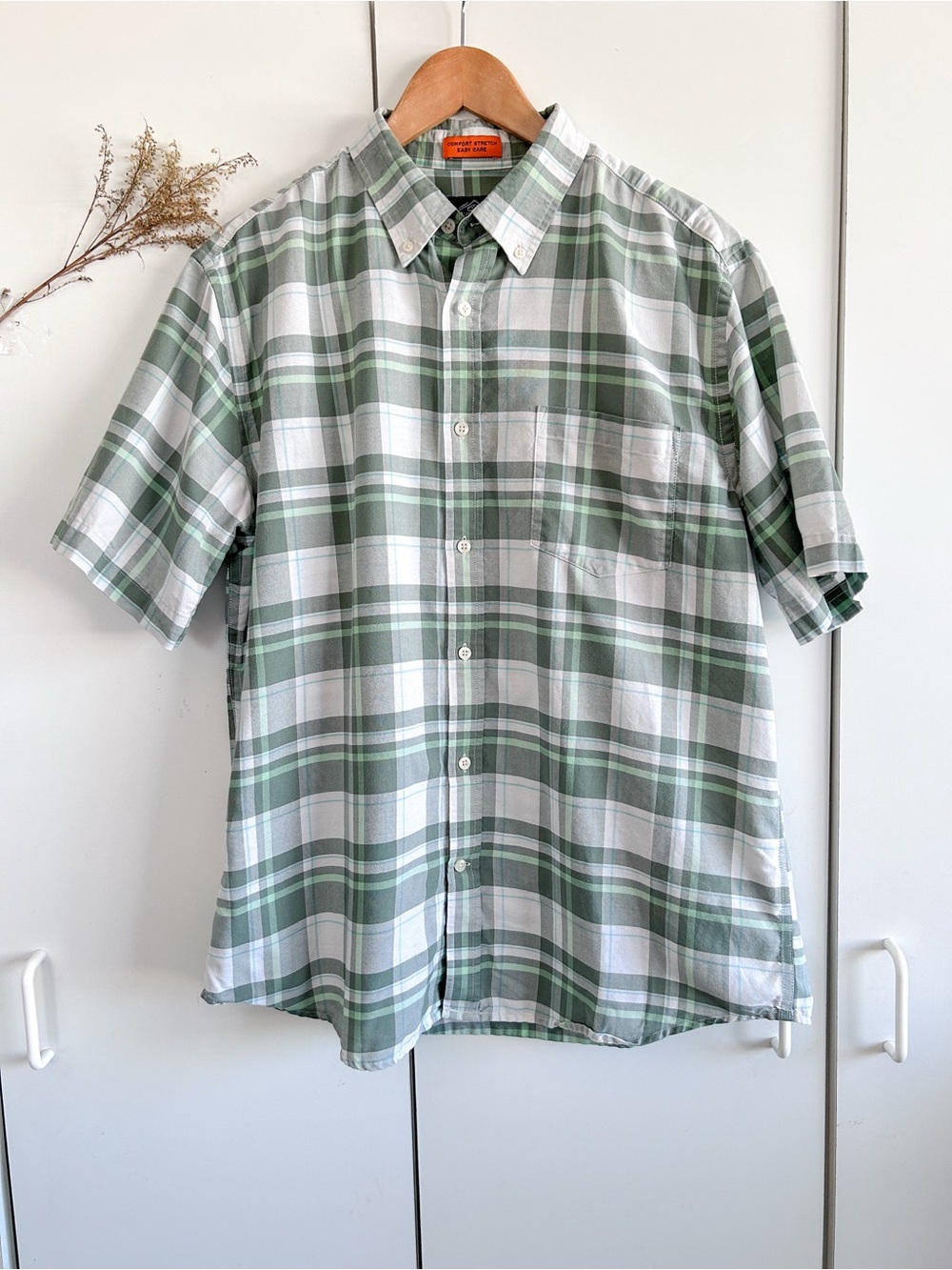 St. John's Bay Short-Sleeve Plaid Button-Down Shirt Green • Sz Large
